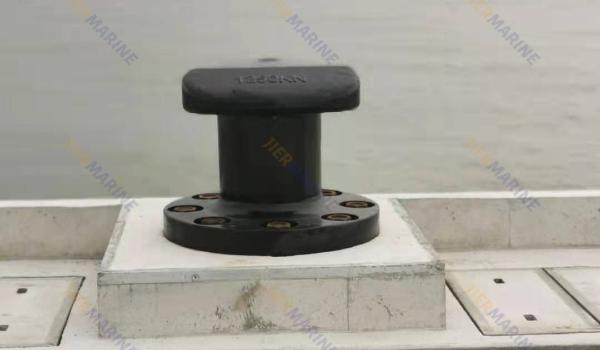 poste de amarração em T preto