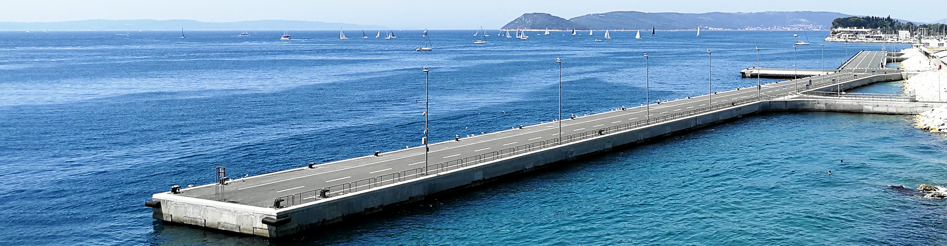 Estrutura de aço marinho